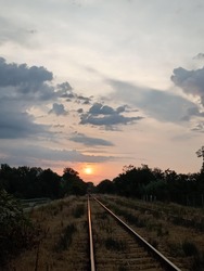neszmélyen
