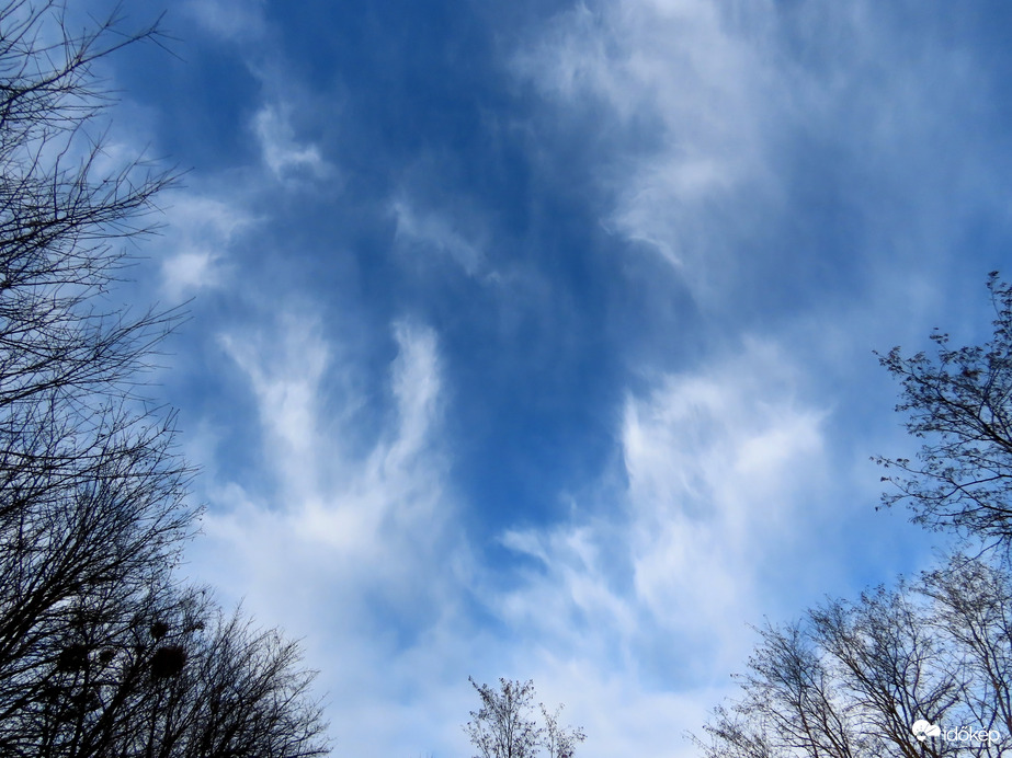 Délutáni égbolt 1.