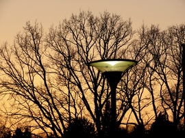 Alkonyat lámpafénnyel