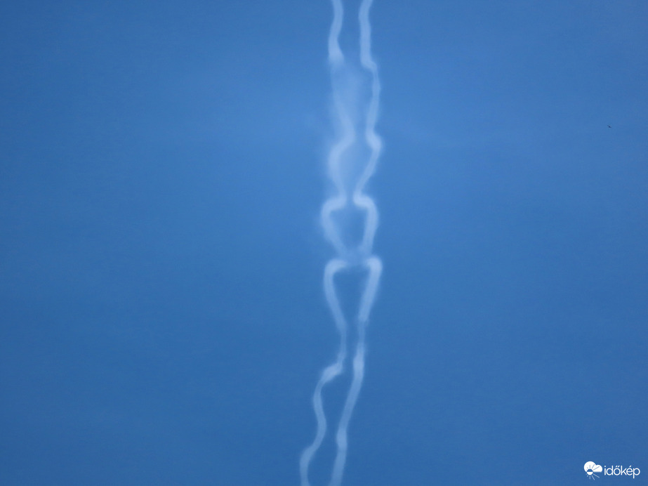 A kondenzcsík átalakulása