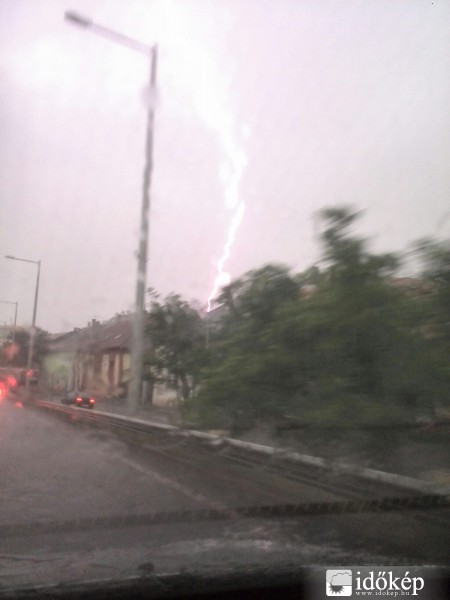 Észlelési fényképek