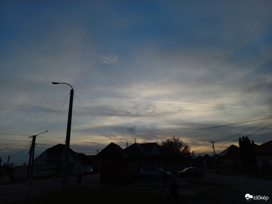 Rövid Kelvin-Helmholtz felhő repülővel 