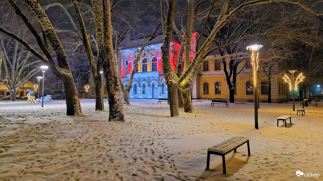 Elhavazott Városház tér XIX
