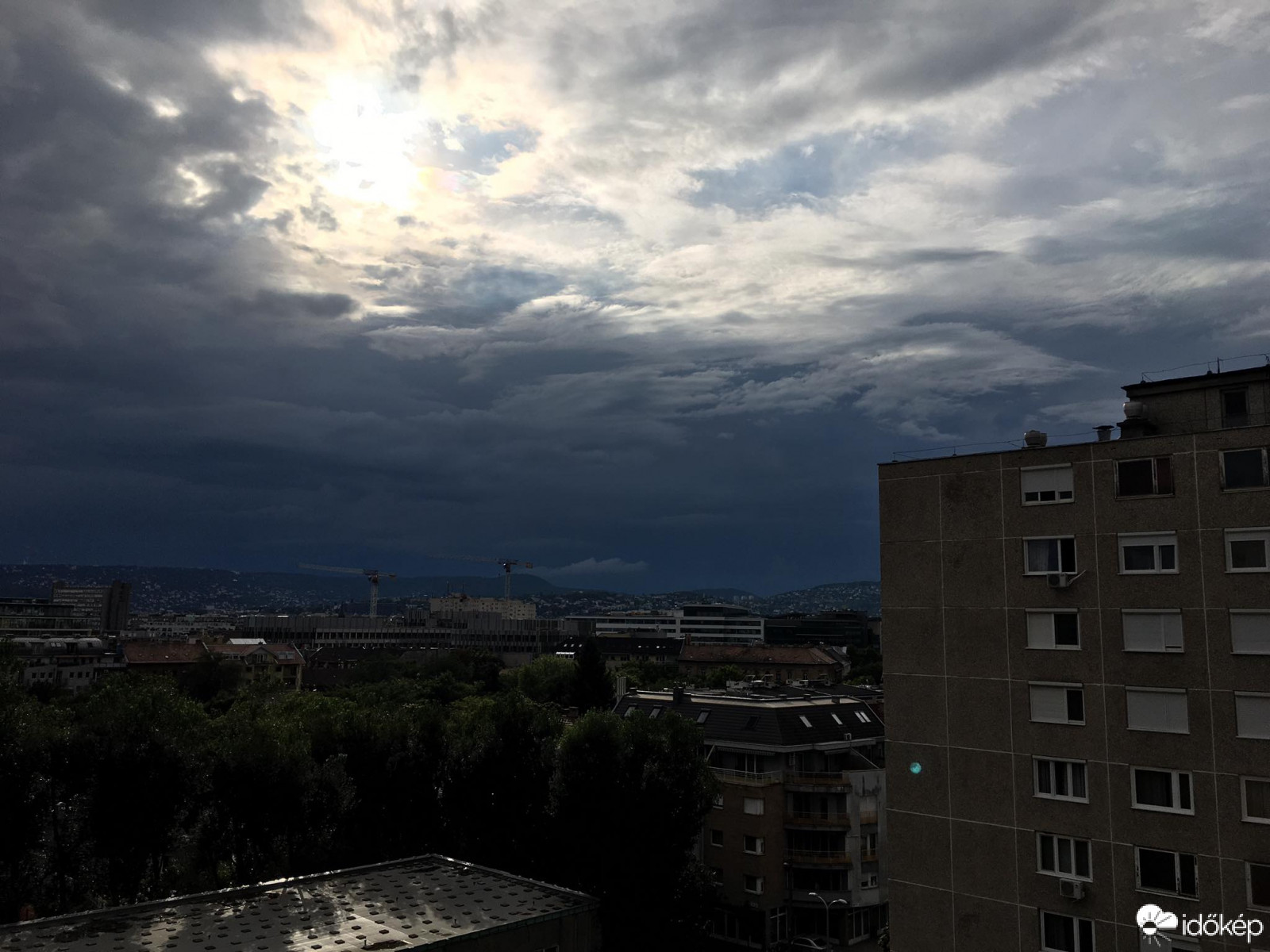 Észlelési fényképek