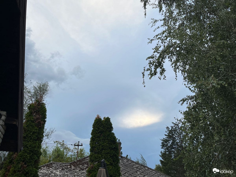 Észlelési fényképek