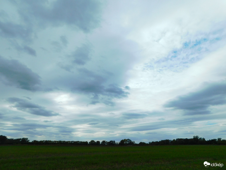 Hűvös reggel, majd sok napsütés :))