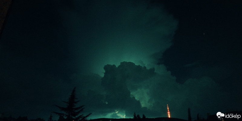 Észlelési fényképek