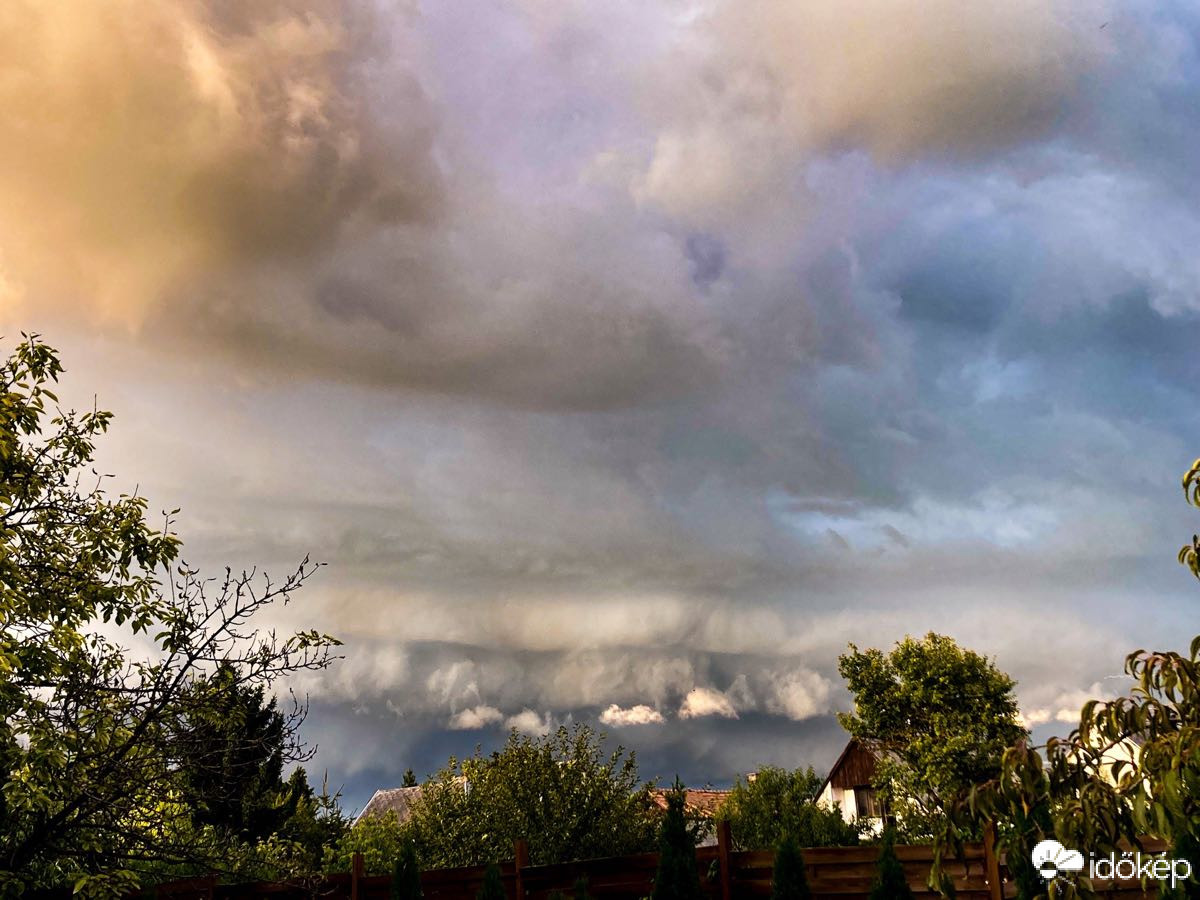 Észlelési fényképek