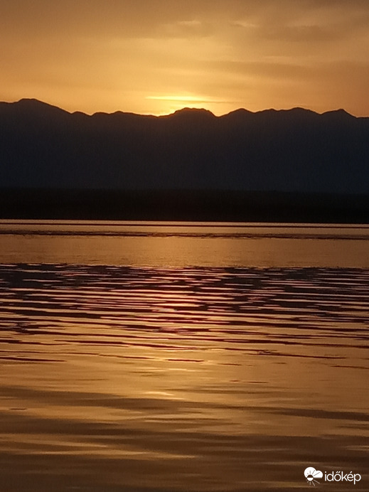 tengerparti napkelte