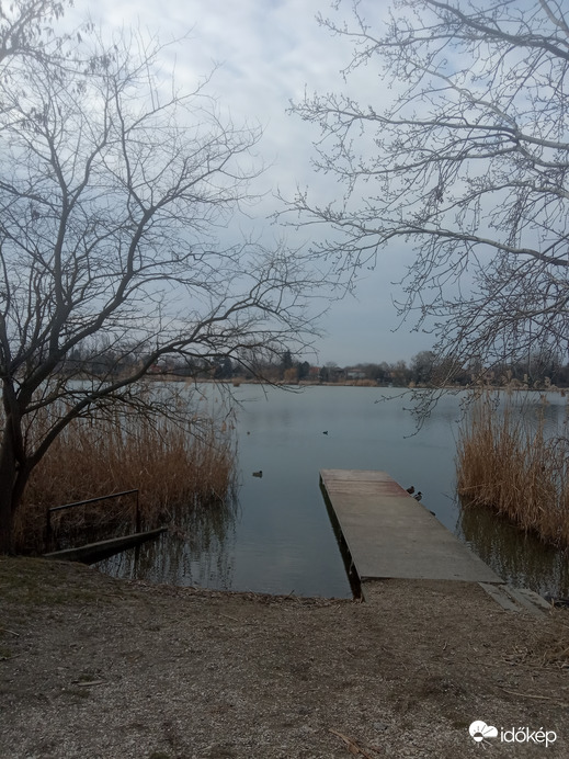 Kiskunlacháza