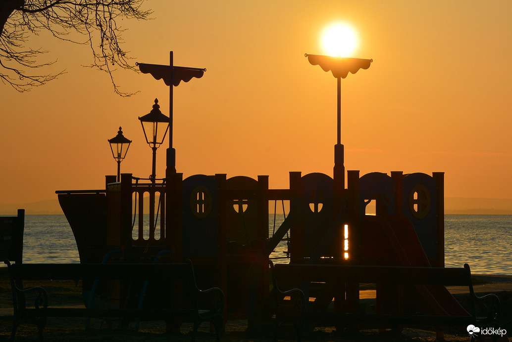 A hajó indulásra kész