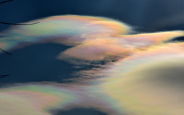 Irizáló lencsefelhők Szombathely felett 01.11.