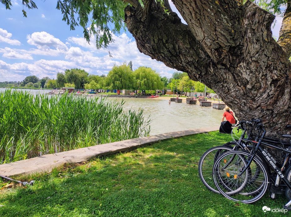 Keszthelyi strandon 05.31.