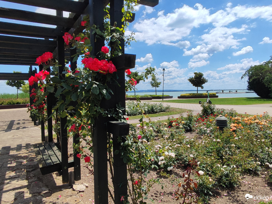 Jelenleg Keszthelyen