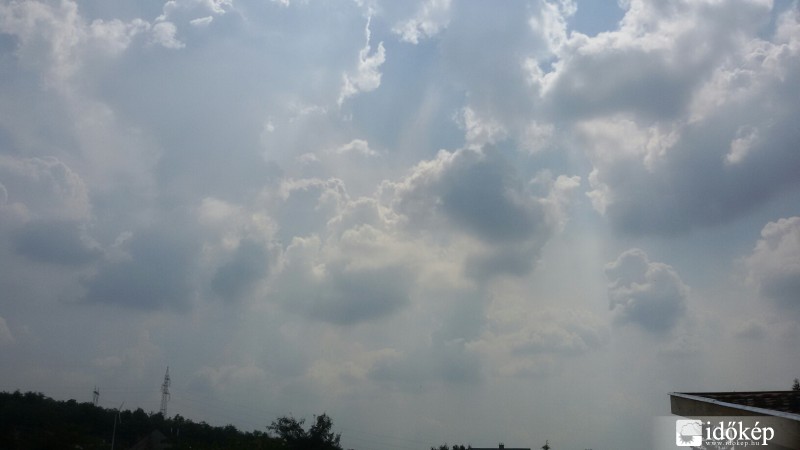 Észlelési fényképek