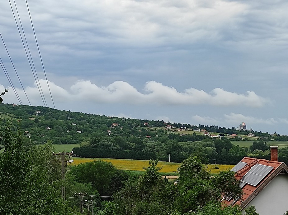 Búbánatvölgy