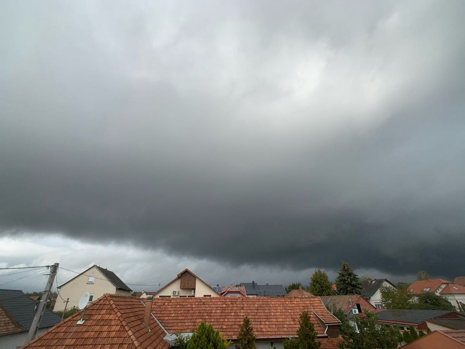 Gyöngyös