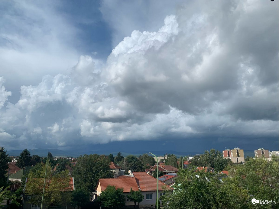 Gyöngyös
