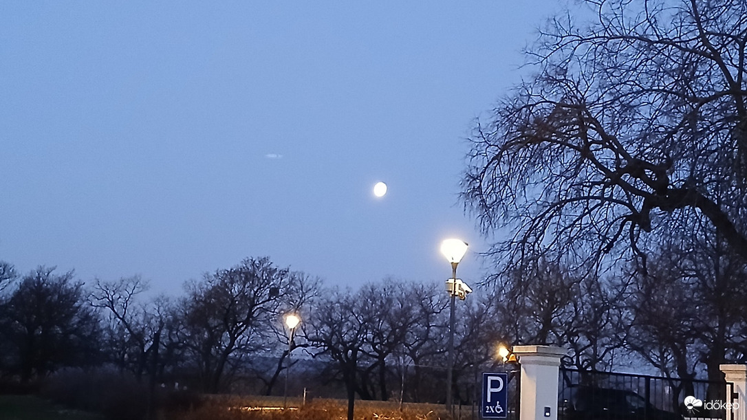 Észlelési fényképek