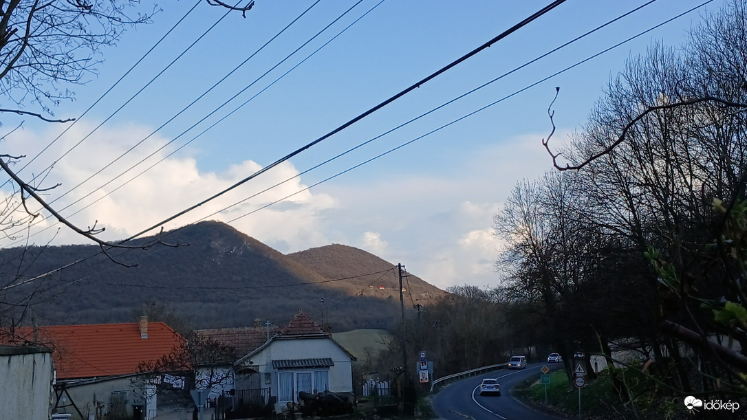 Észlelési fényképek