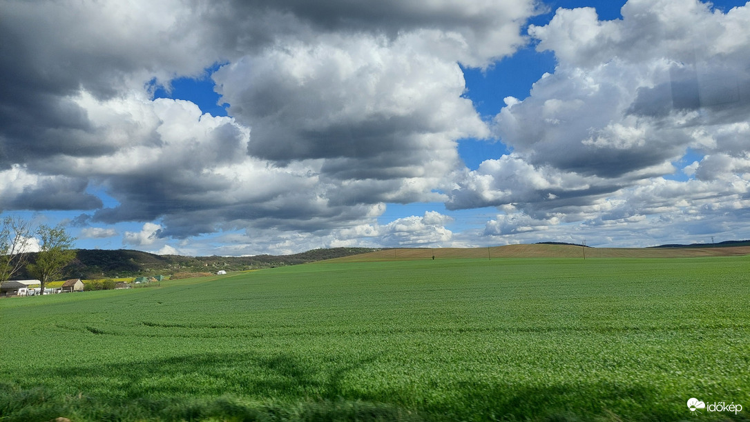 Észlelési fényképek