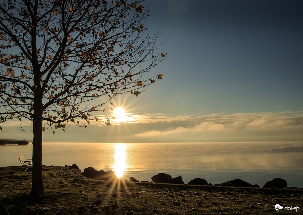 Reggel”i” bekacsintó 