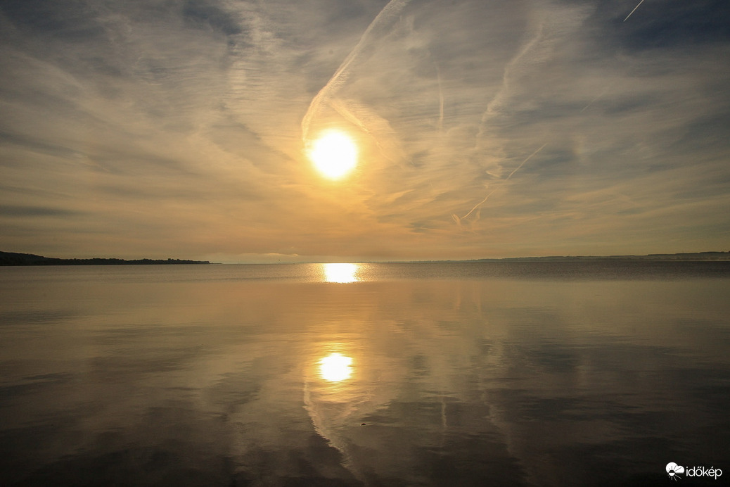 Diszkrét melléknapos