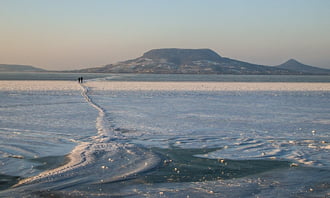 Ketten az úton Badacsony felé