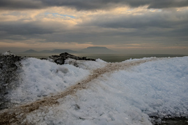 Ösvény a jéghegyen 