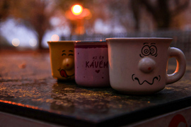 Kezünkben a melegség