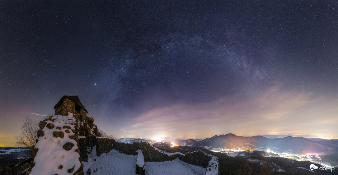 Tejútív Salgó várában