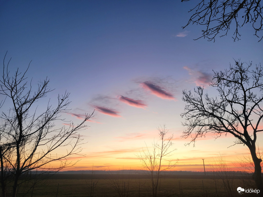 Észlelési fényképek