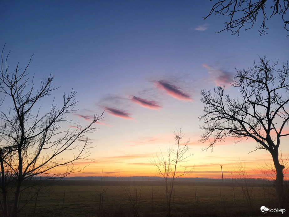 Észlelési fényképek