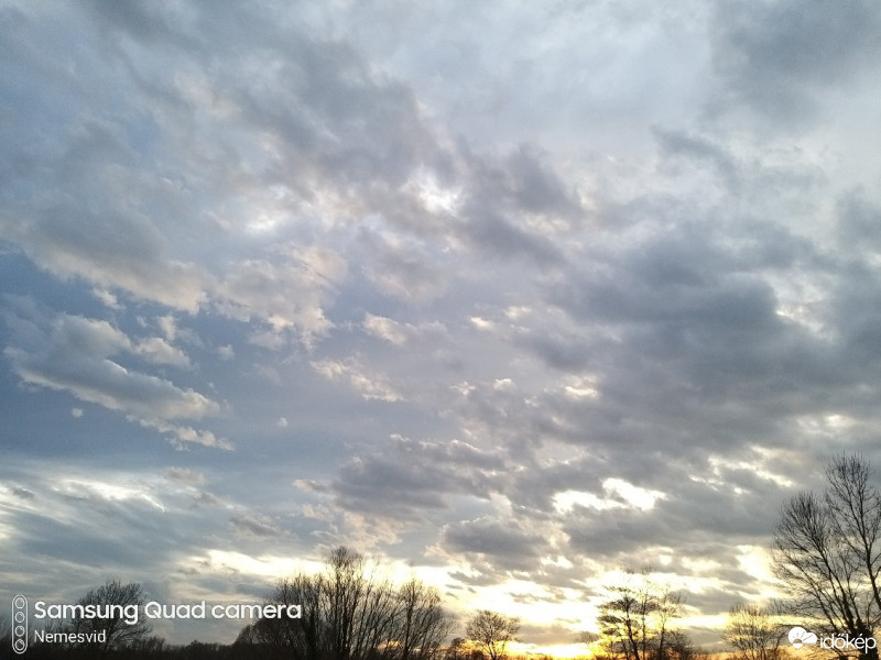 Észlelési fényképek