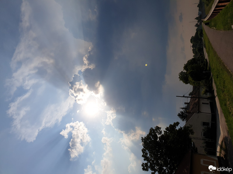 Észlelési fényképek