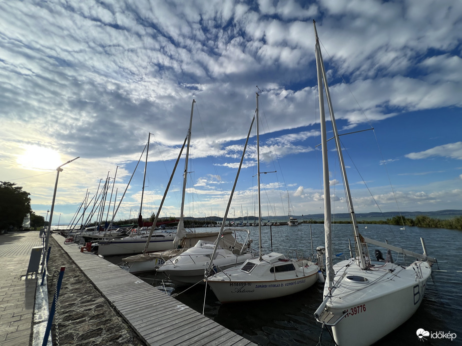 Észlelési fényképek