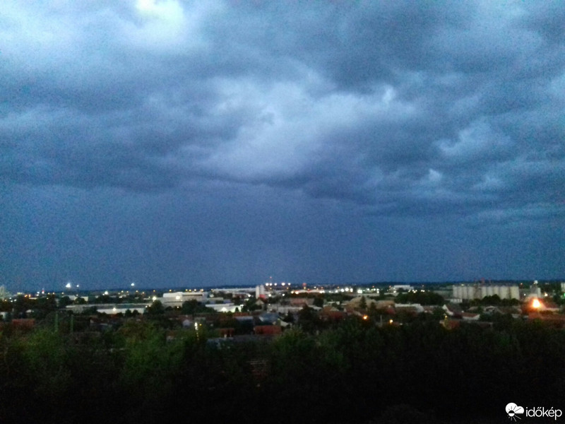 Észlelési fényképek