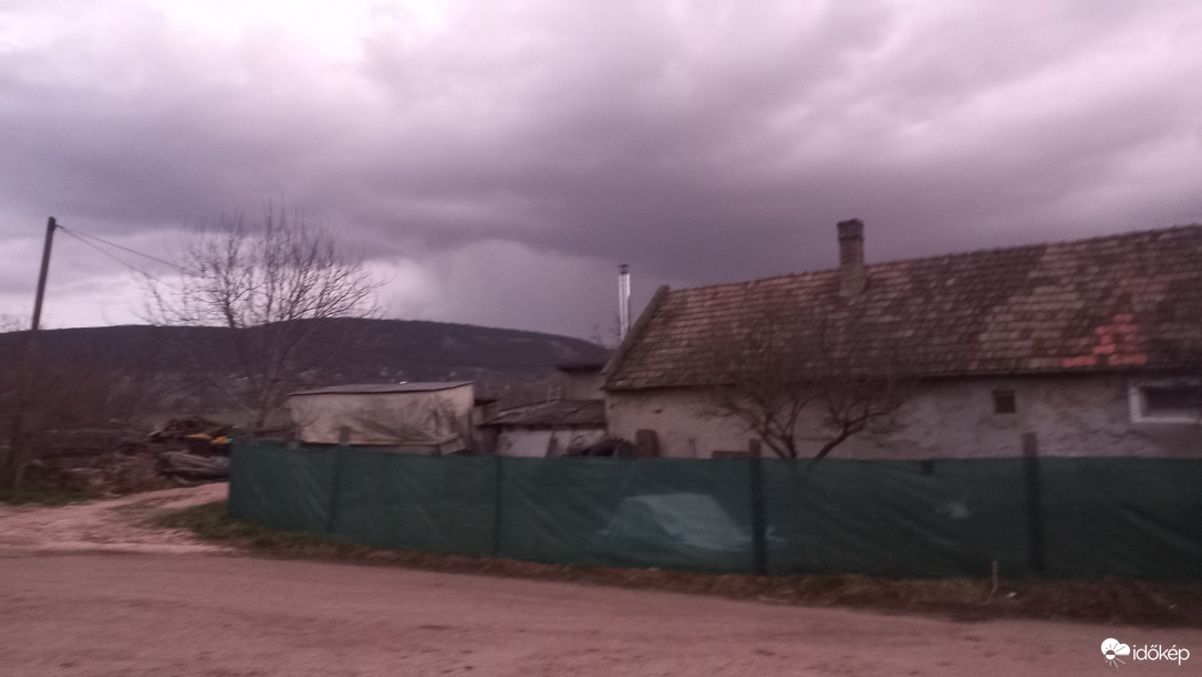 Észlelési fényképek