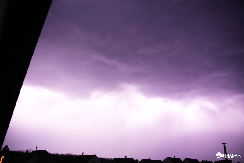 Észlelési fényképek