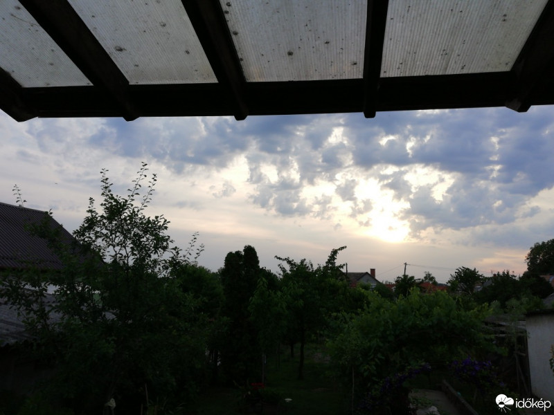 Észlelési fényképek