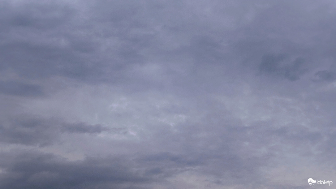 Felhők.