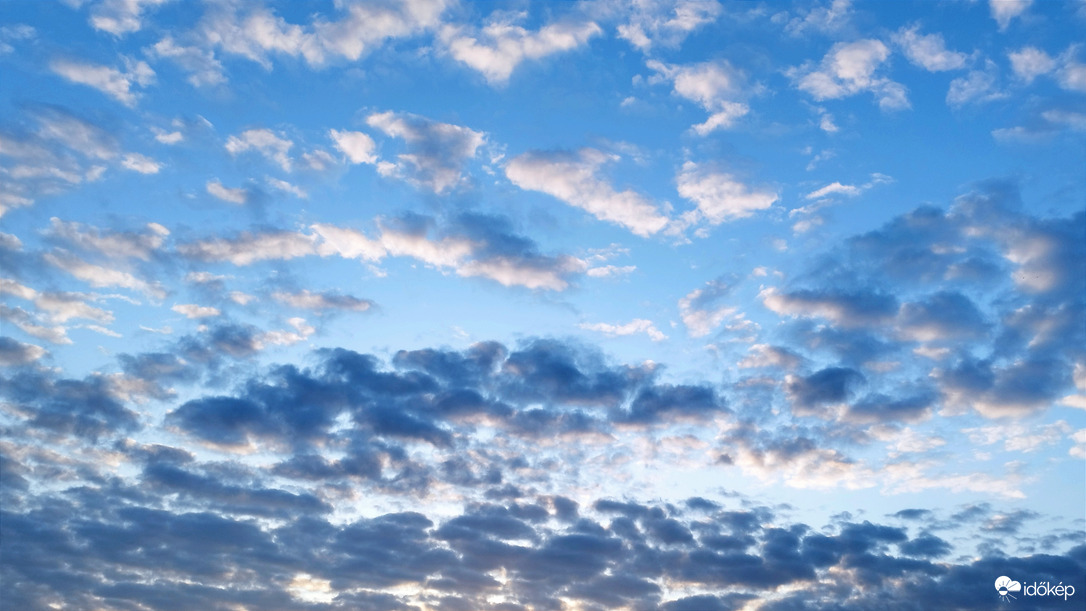 Felhők.