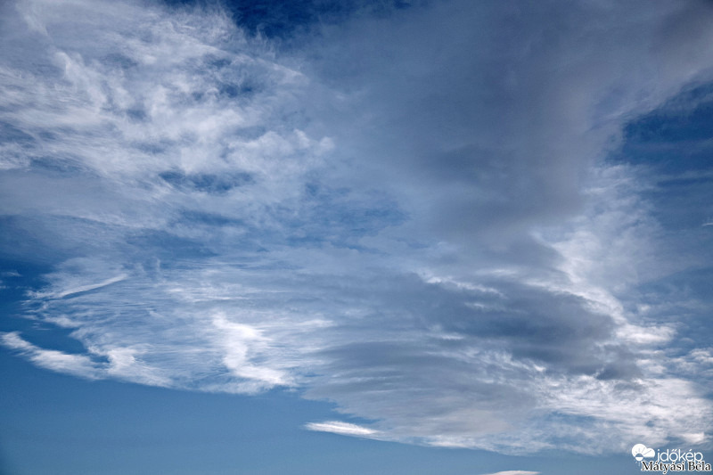 Felhők.