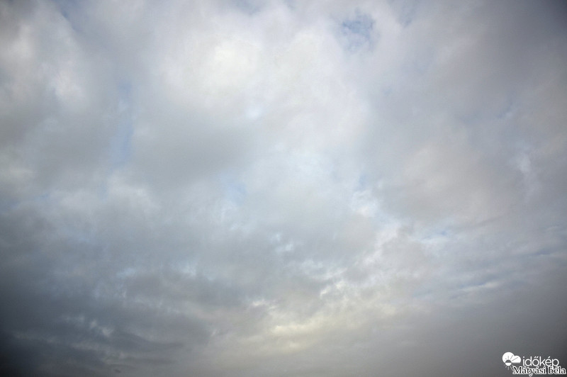 Felhők.