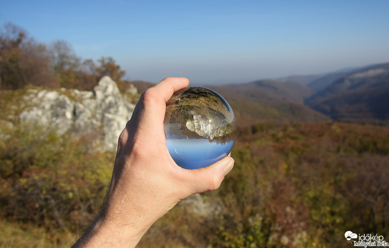 lensball - Köpűs Kőn.