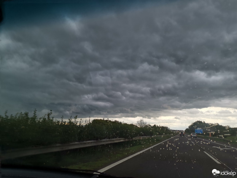 Észlelési fényképek