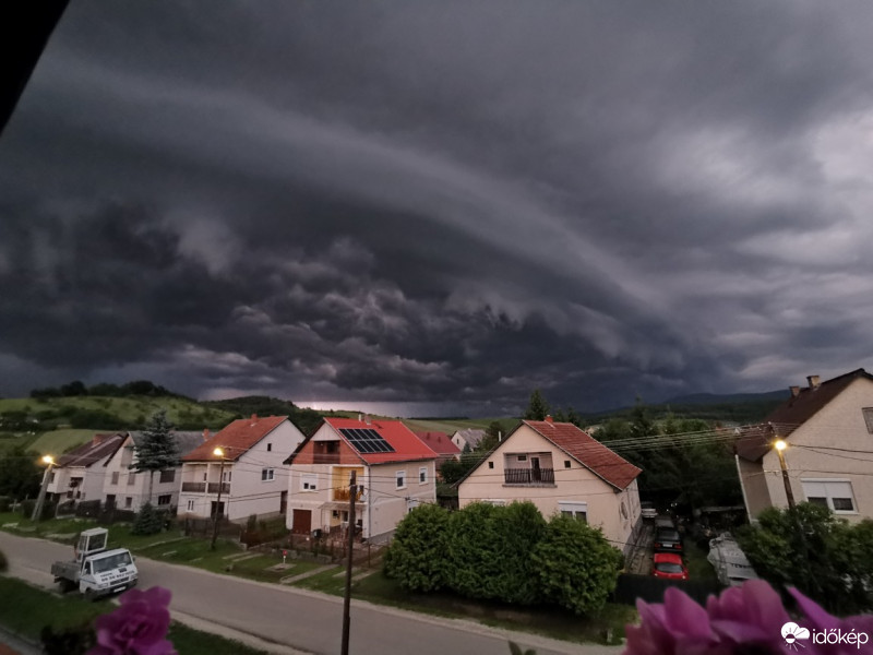 Észlelési fényképek