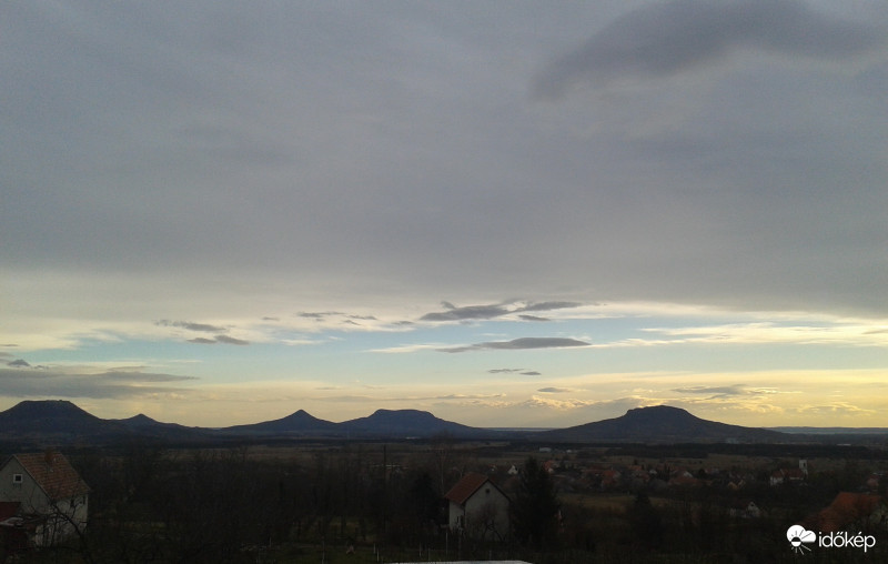 Zalahaláp