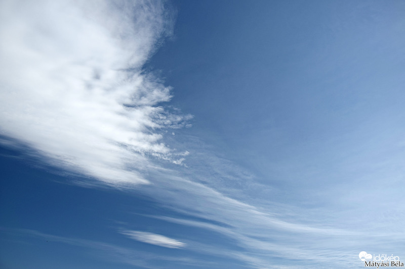 Felhők 1.0