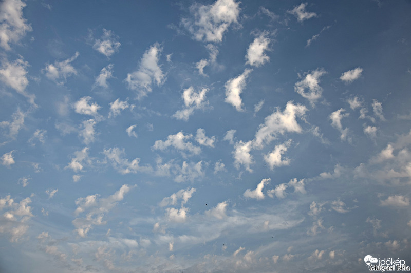 Felhők 1.0